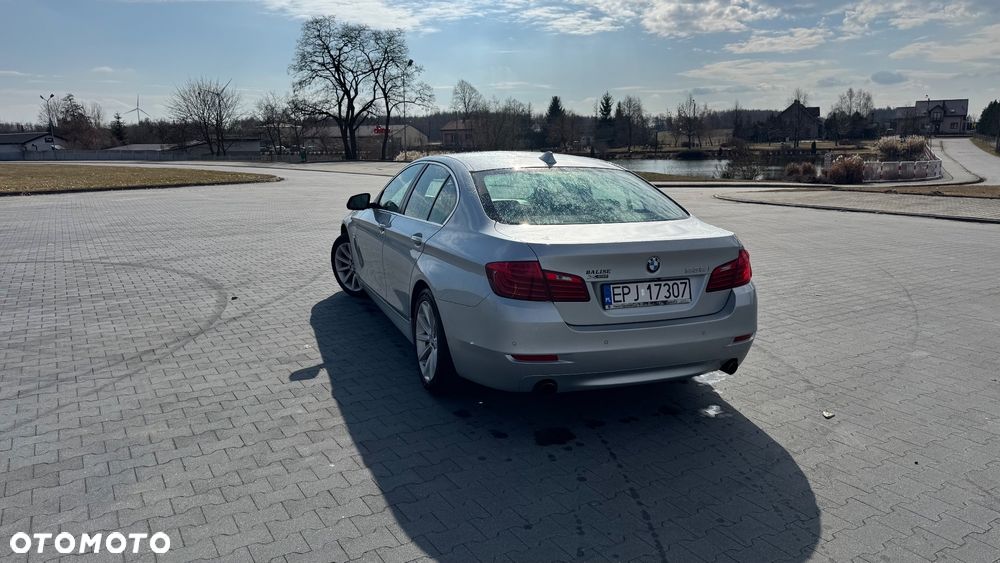 BMW Seria 5 535i xDrive Sport-Aut Luxury Line - 9