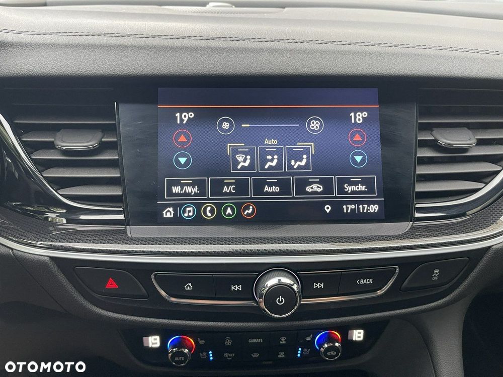 Opel Insignia - 39
