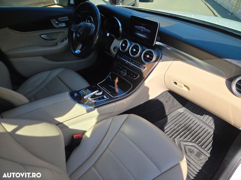 Mercedes-Benz C 300 7G-TRONIC Exclusive - 2