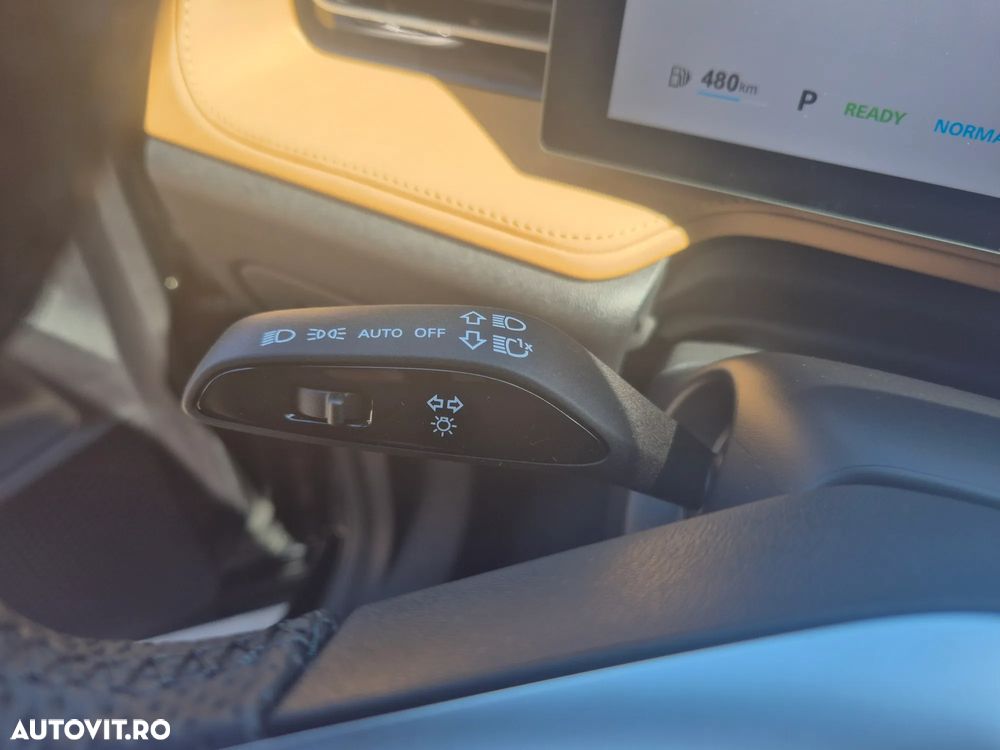 MG HS 1.5 T-GDi HEV Exclusive - 28