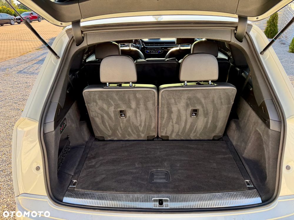 Audi Q7 55 TFSI quattro tiptronic - 39