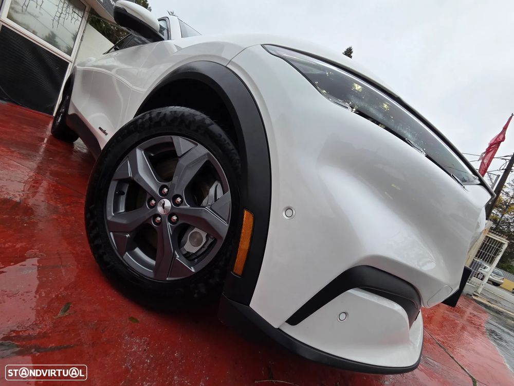 Ford Mustang Mach-E Standard - 49