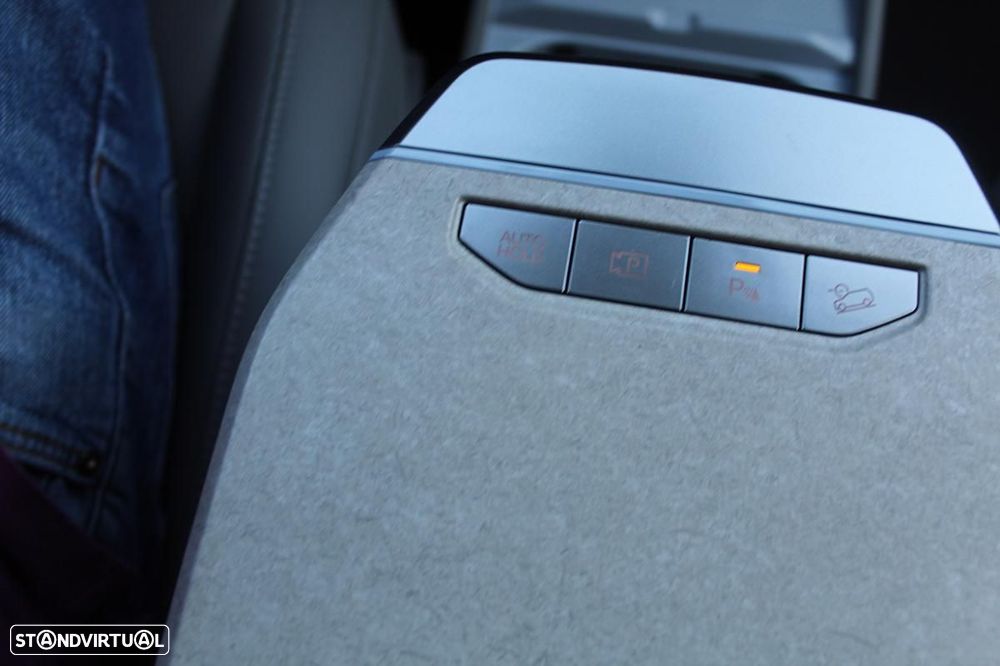 Kia EV3 81,4-kWh FWD Earth - 37