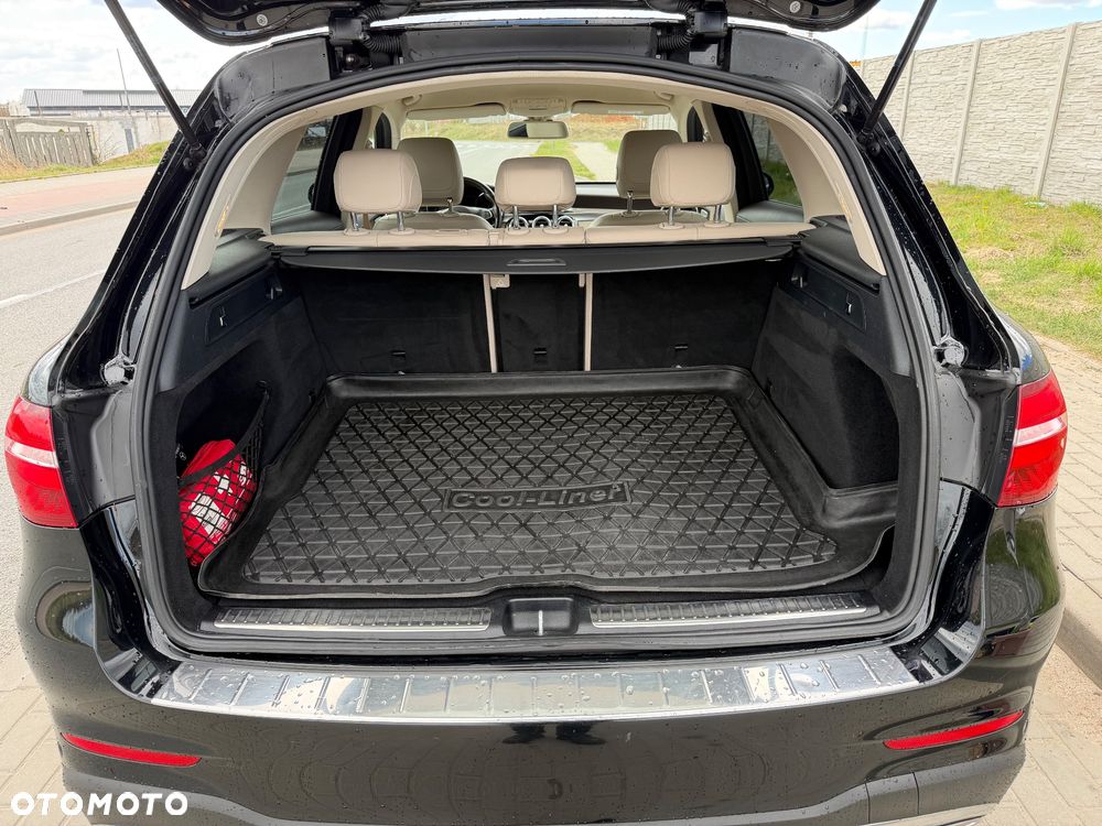 Mercedes-Benz GLC - 17