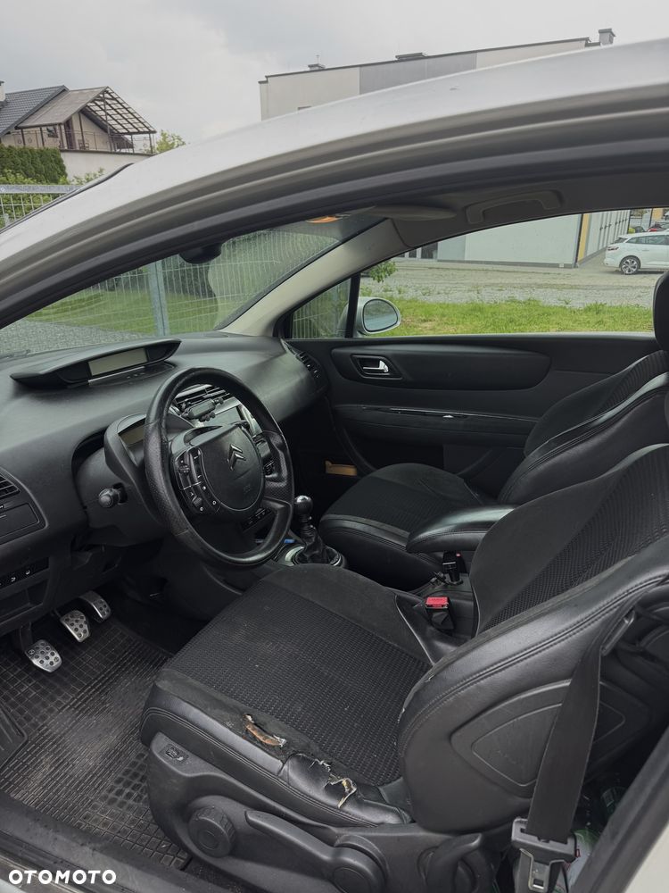 Citroën C4 2.0 HDi VTS - 15