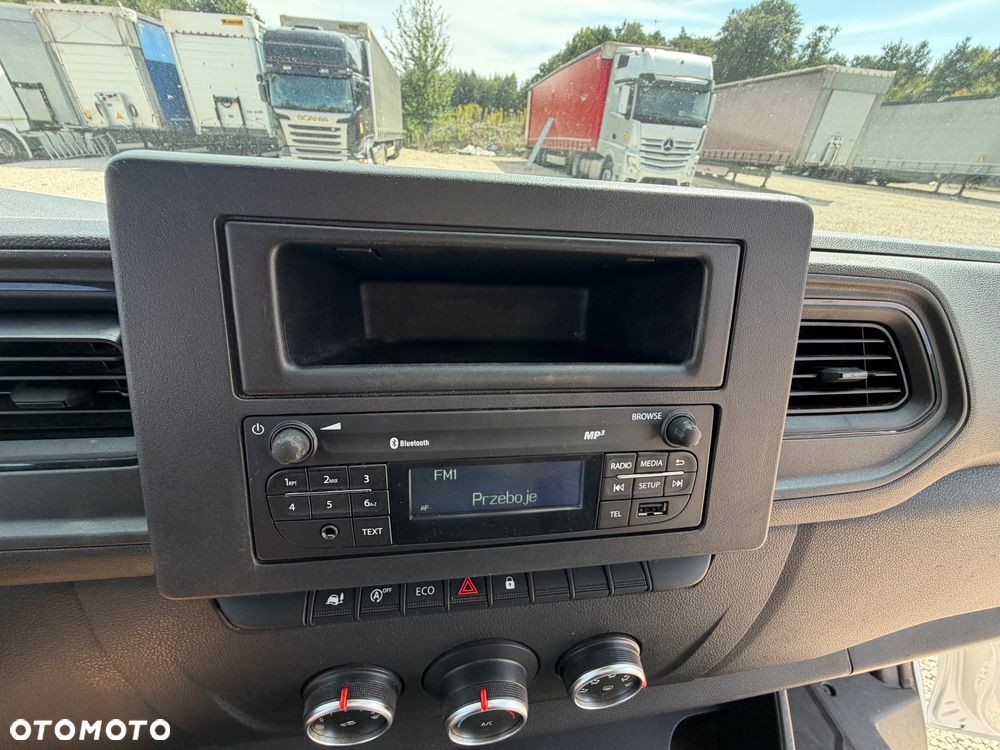 Renault Master - 19