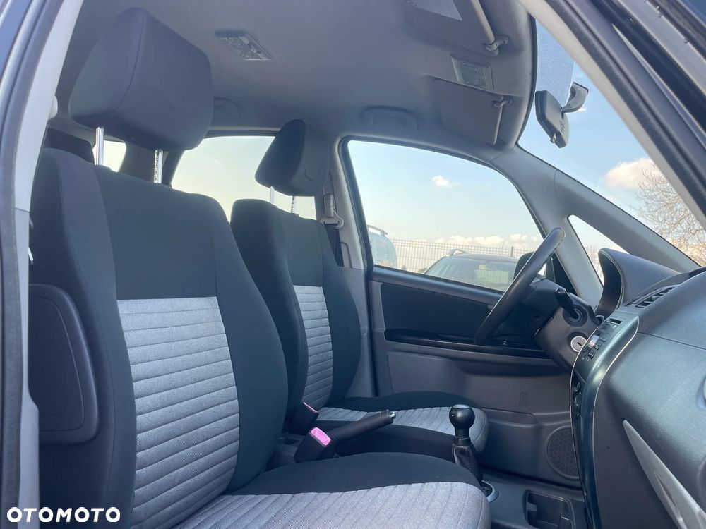 Suzuki SX4 1.6 VVT 4x2 Comfort - 20