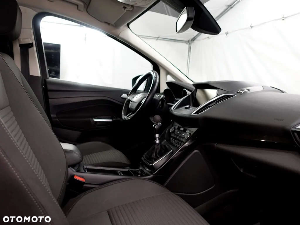 Ford C-MAX 1.5 TDCi Titanium - 11