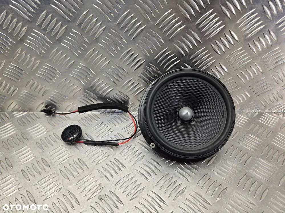 VW TOUAREG  GLOSNIK FOCAL INTEGRATION IS 165 - 1