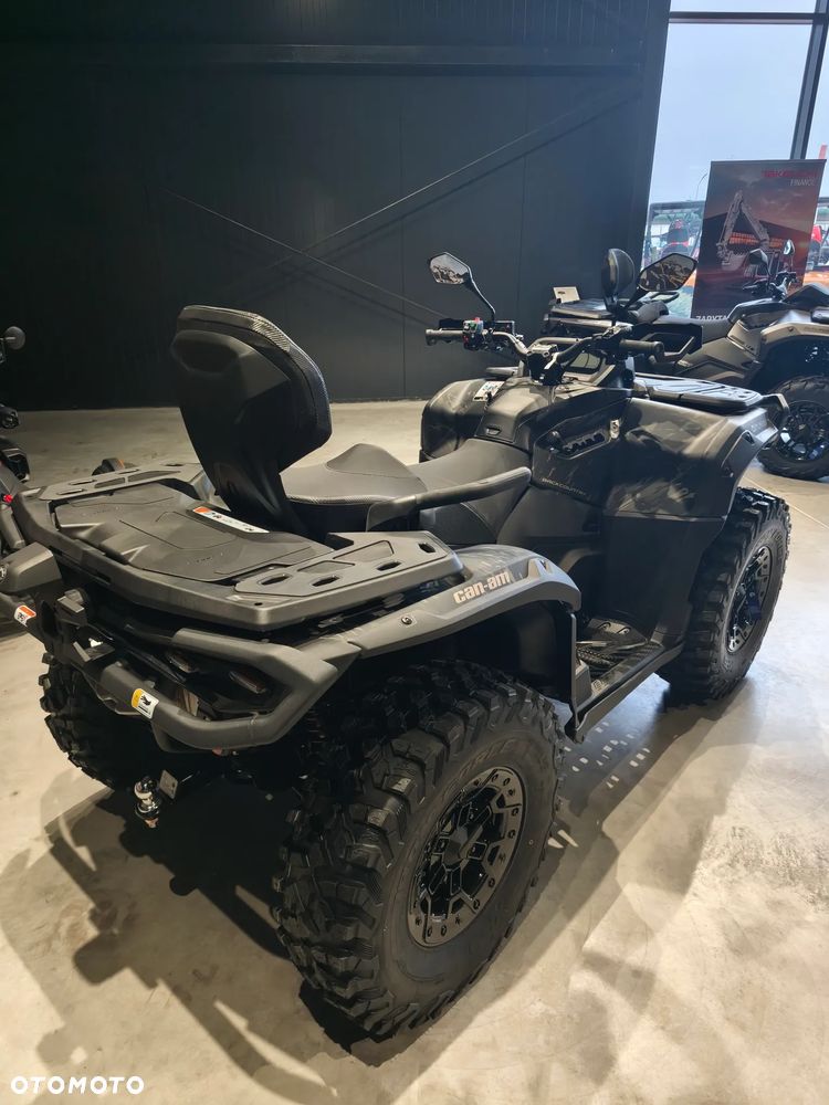 Can-Am Outlander Max - 3