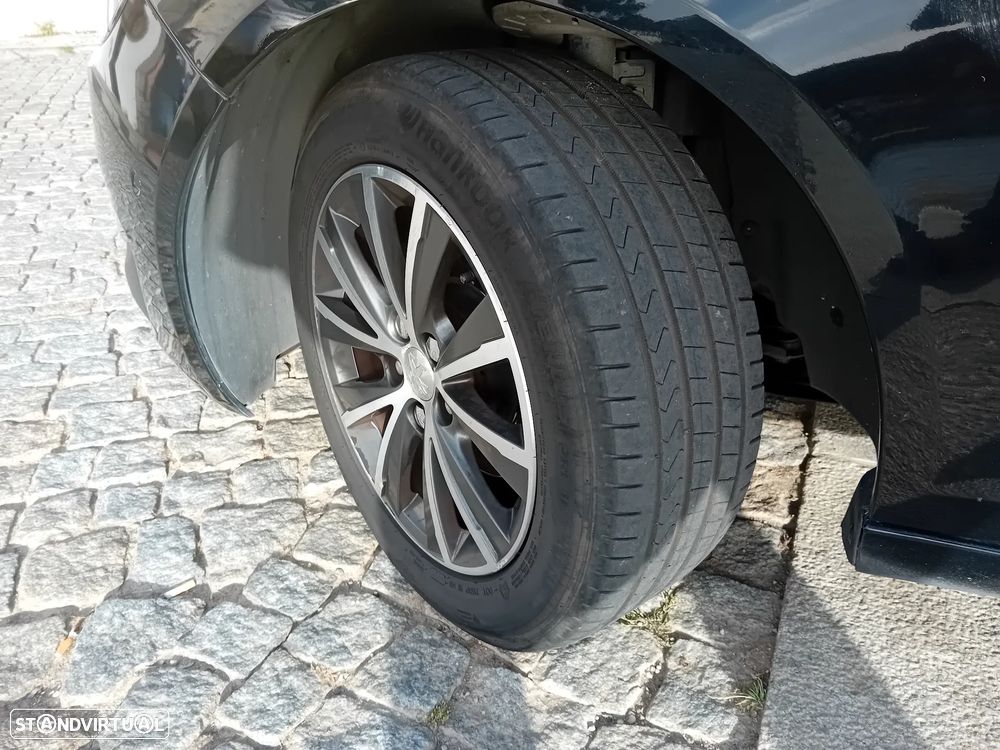 Peugeot 308 1.6 BlueHDi Style J17 - 12