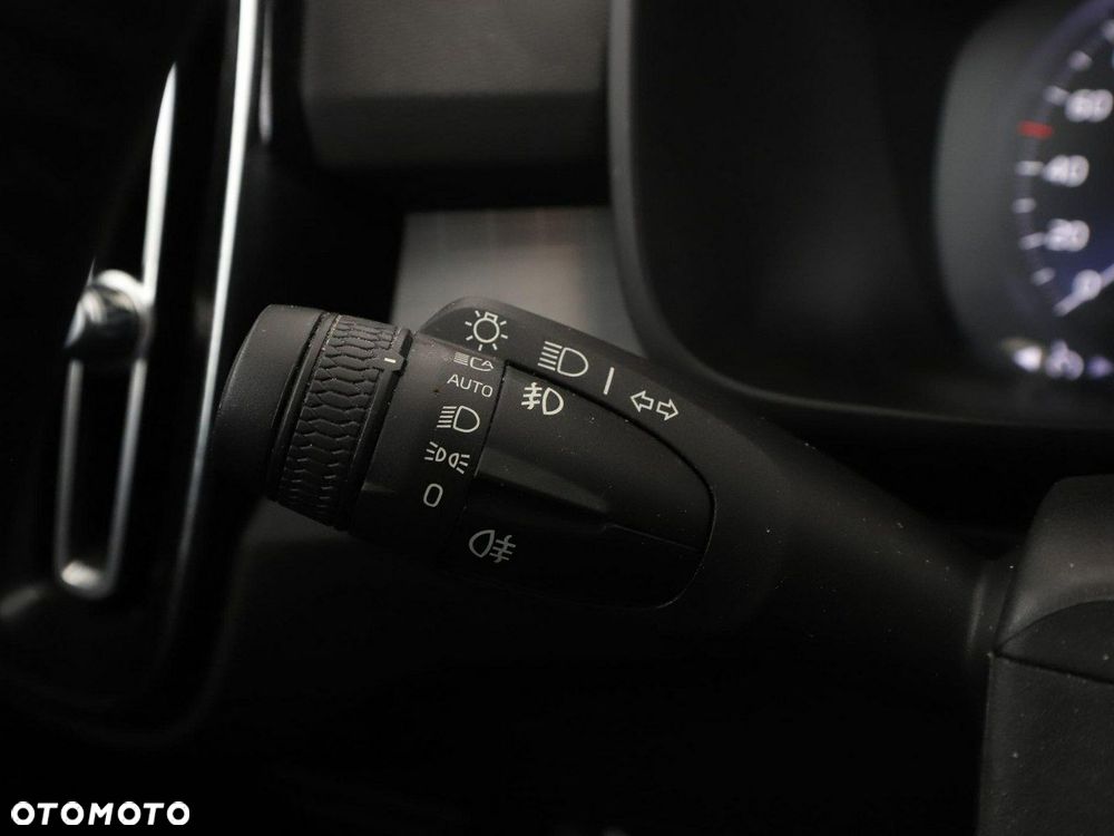 Volvo XC 40 T4 Recharge DKG Inscription Expression - 35