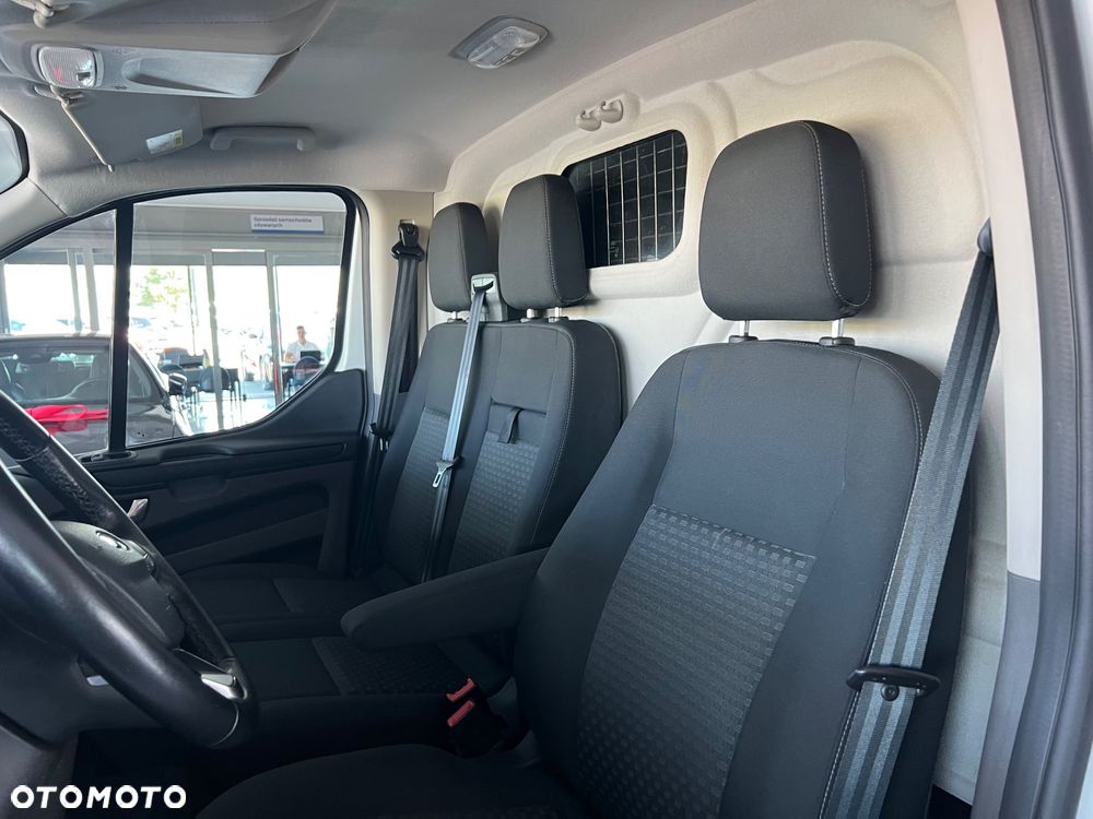 Ford Transit Custom - 22
