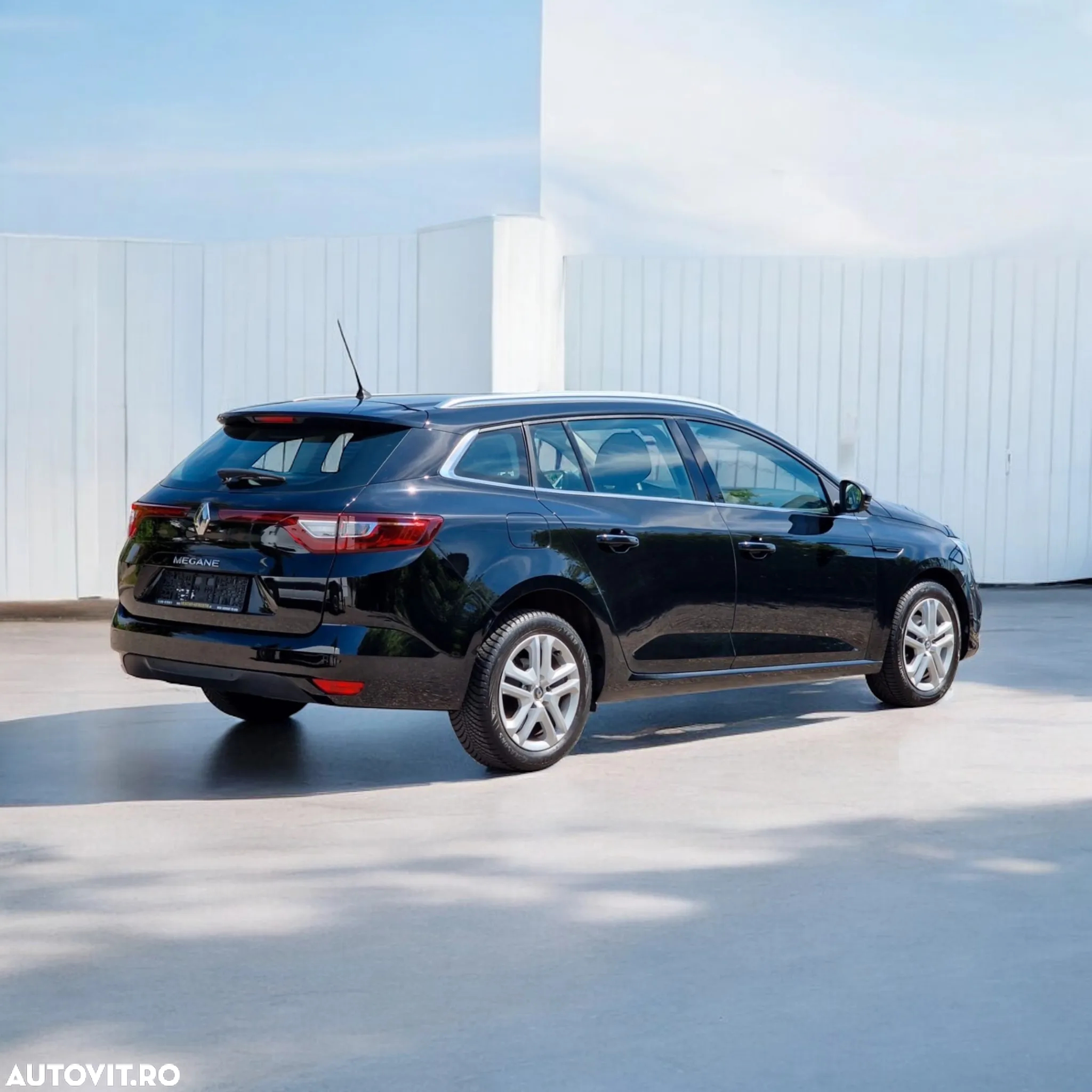 Renault Megane BLUE dCi EDC Limited - 3