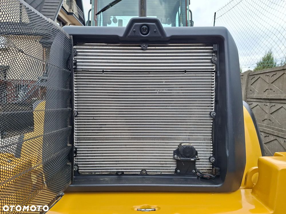Caterpillar CAT 914 M - 25