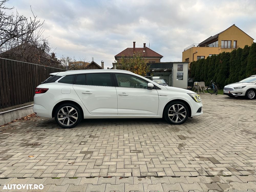 Renault Megane ENERGY dCi 130 BOSE EDITION - 4