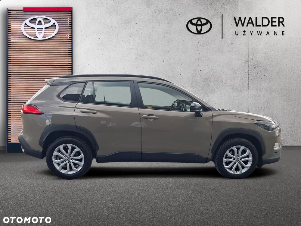 Toyota Corolla Cross - 8