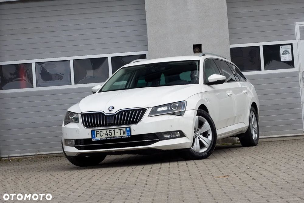 Skoda Superb 1.6 TDI Ambition - 4