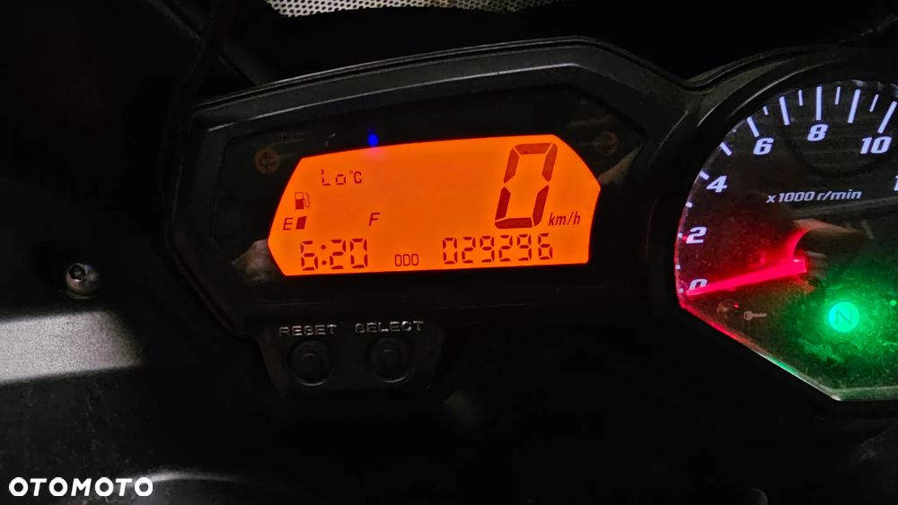 Yamaha FZ6 - 2