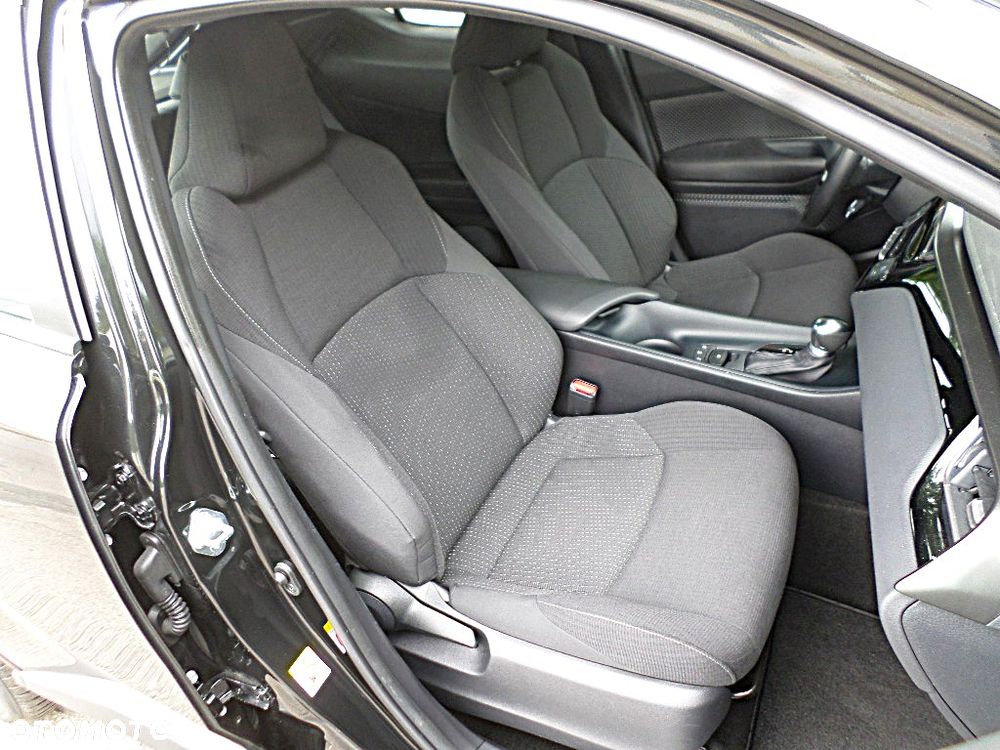 Toyota C-HR Club - 22
