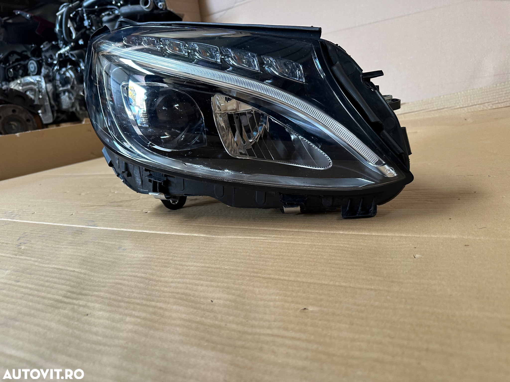Far dreapta complet MERCEDES C-class W205 cabrio coupe an 2016 fara defecte cod A2059067403 - 2