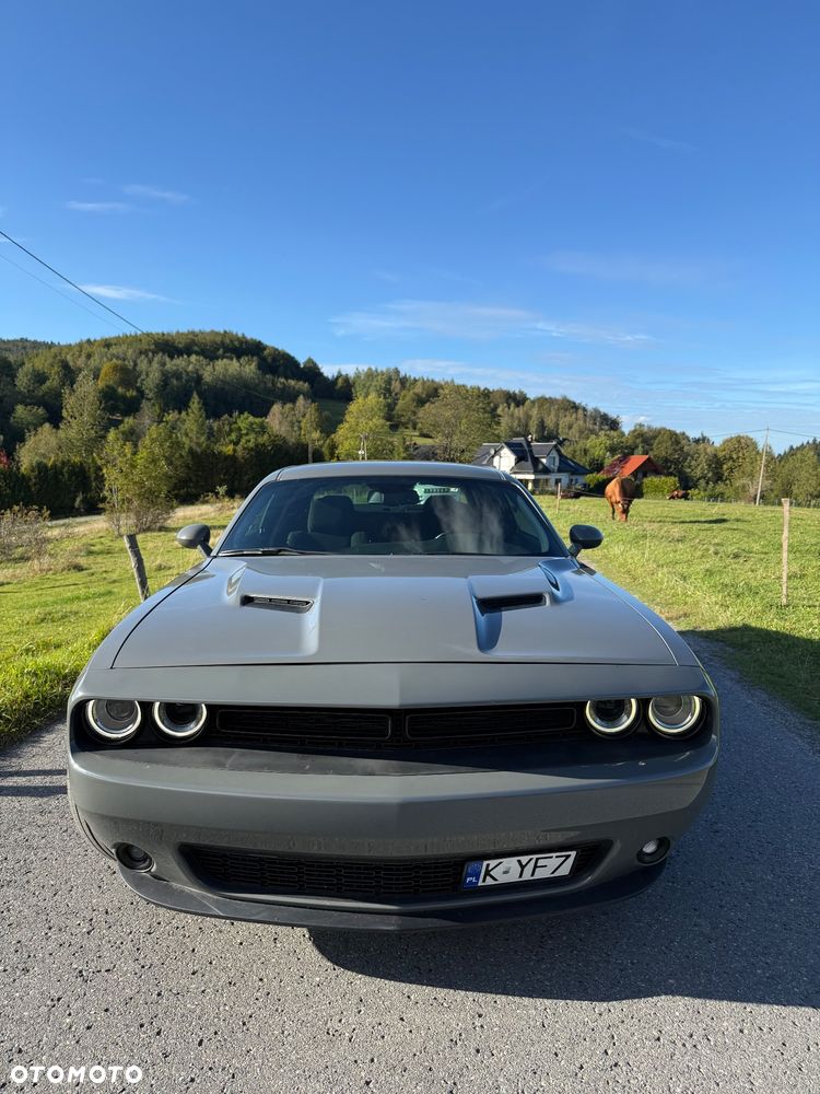 Dodge Challenger - 6