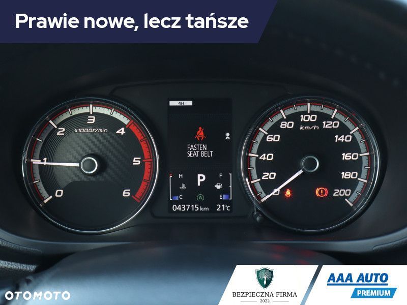 Mitsubishi L200 - 12