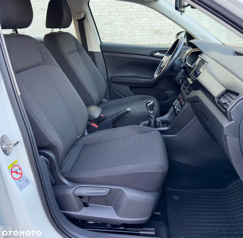 Volkswagen T-Cross - 26