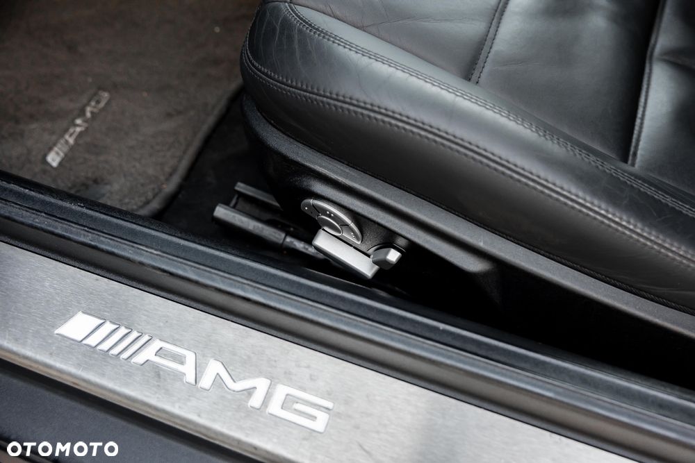 Mercedes-Benz SLK 55 AMG 7G-TRONIC - 25