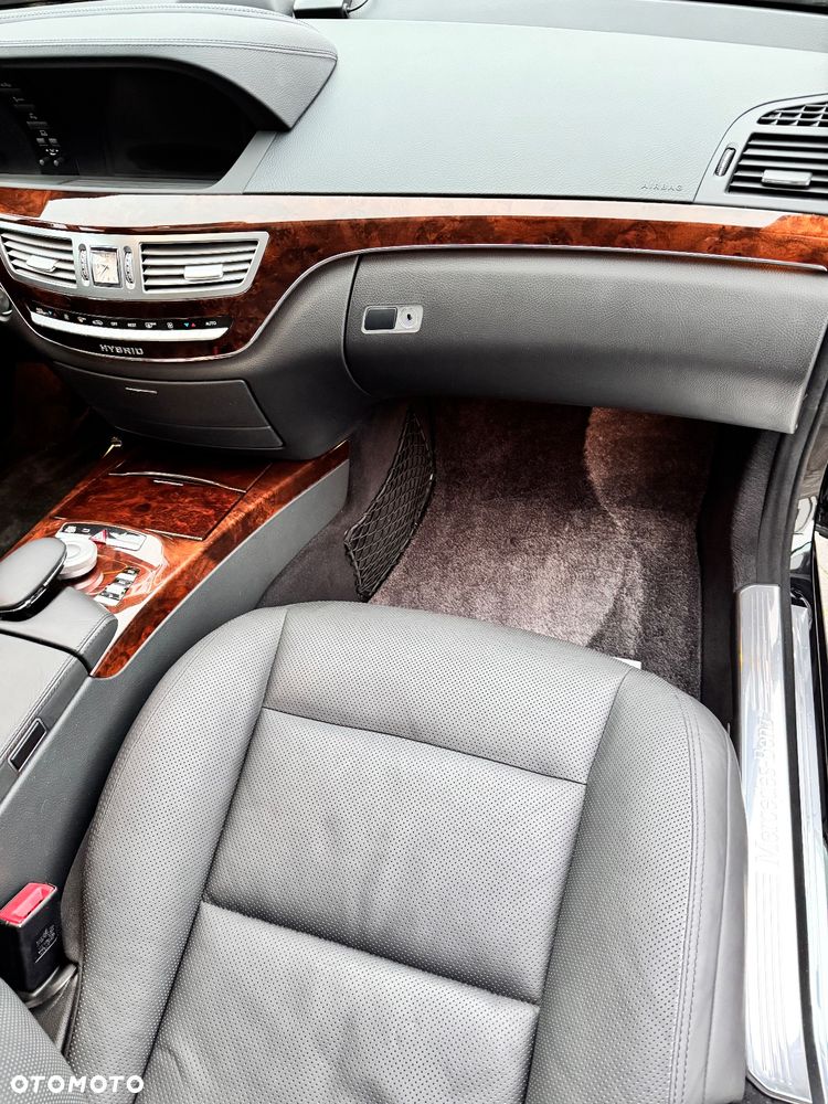 Mercedes-Benz Klasa S 400 HYBRID L - 30