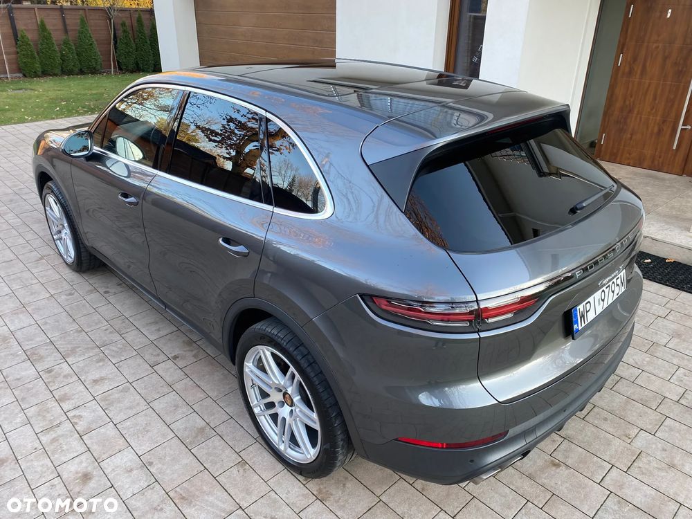 Porsche Cayenne S - 8