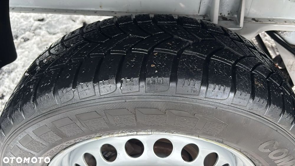 Volkswagen Transporter T5 - 28