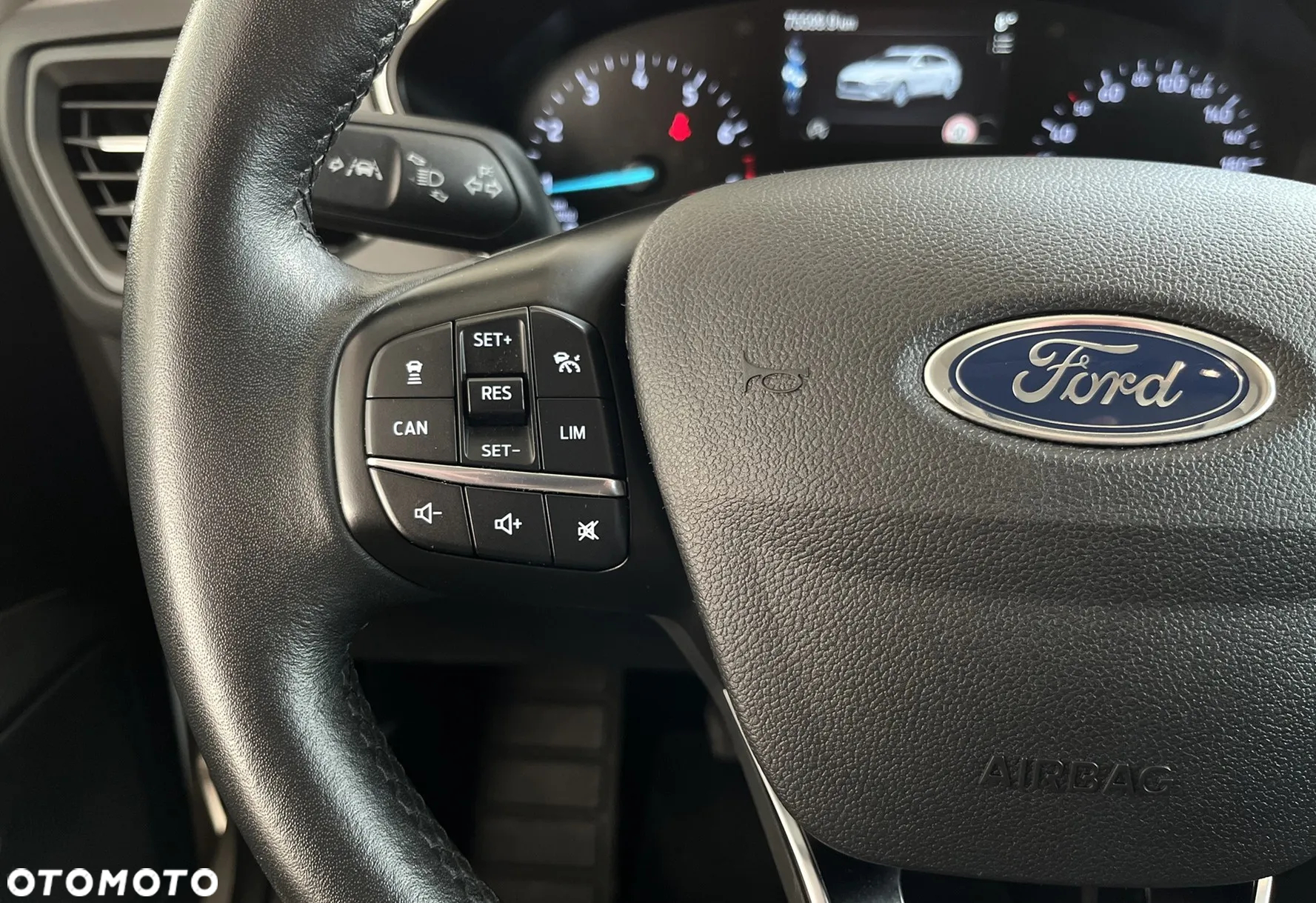 Ford Focus - 12