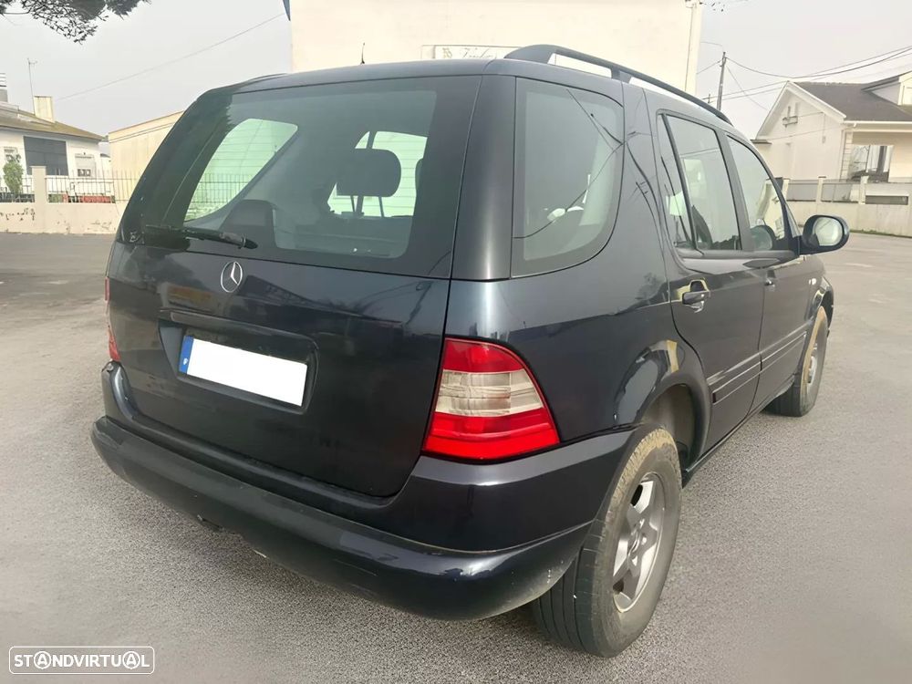 Mercedes-Benz ML 270 - 3