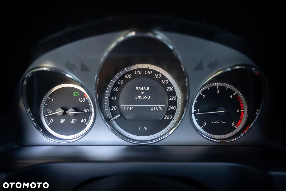 Mercedes-Benz Klasa C 200 CDI DPF Avantgarde - 15