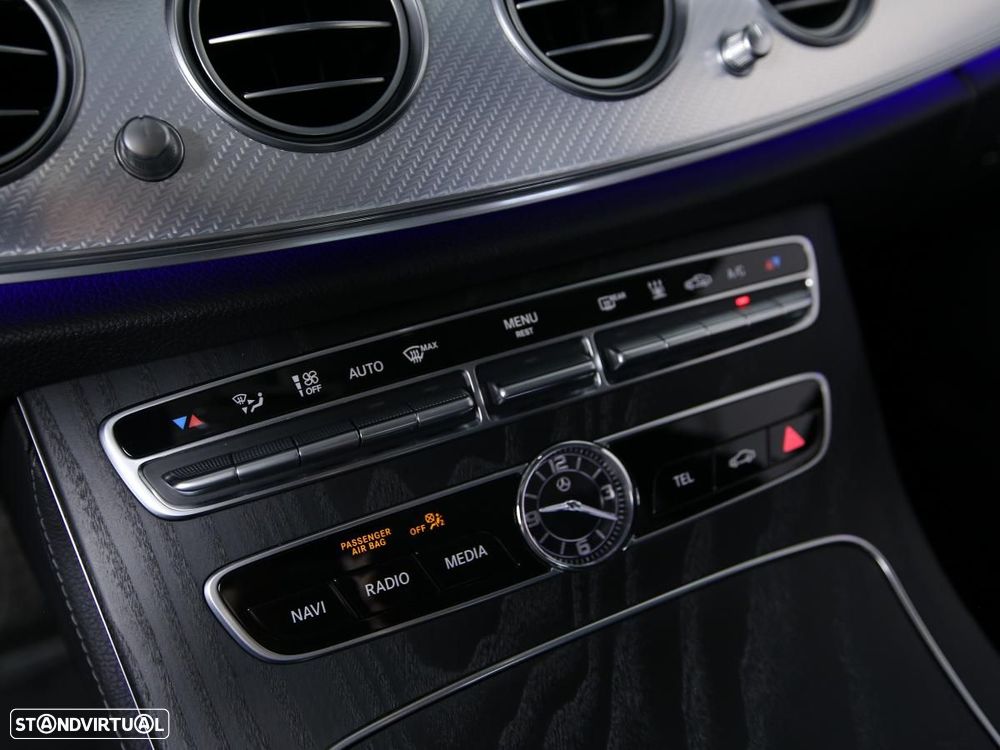 Mercedes-Benz E 300 de Avantgarde - 22