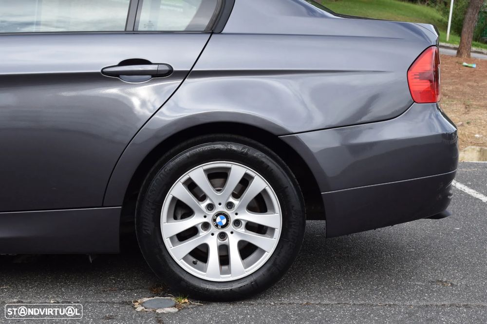 BMW 318 d Exclusive - 39