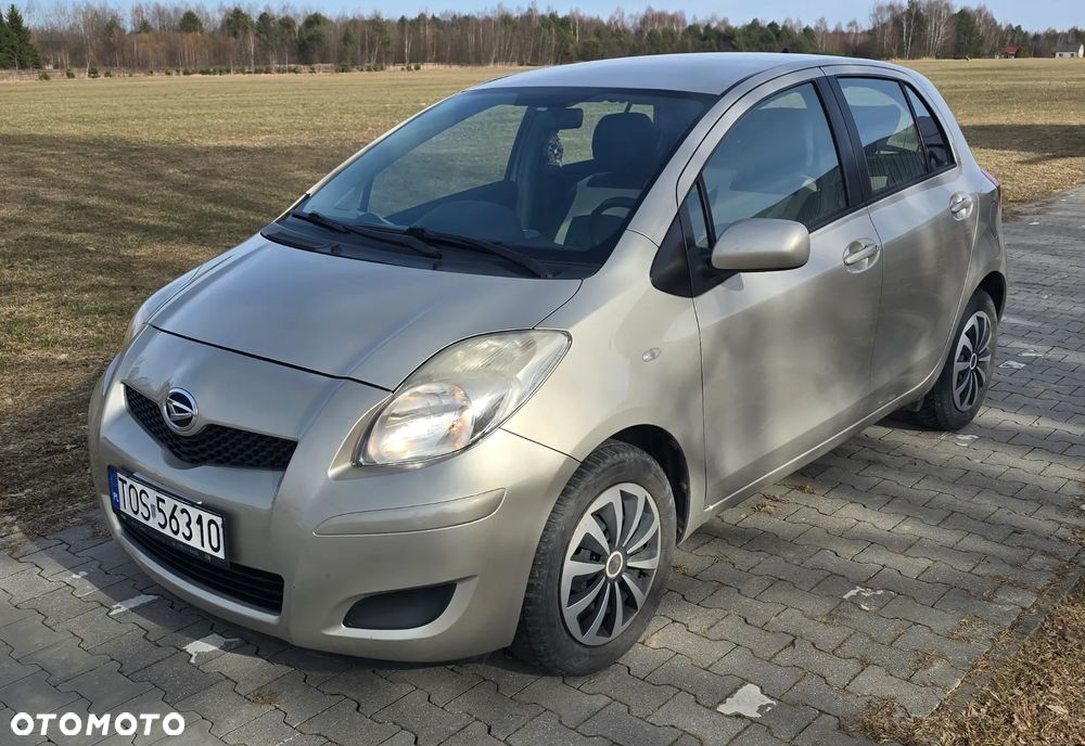 Daihatsu Charade - 7