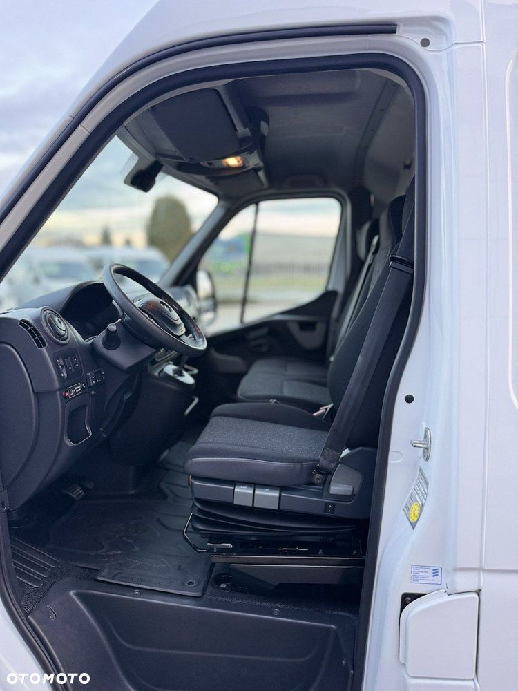 Opel Movano - 24