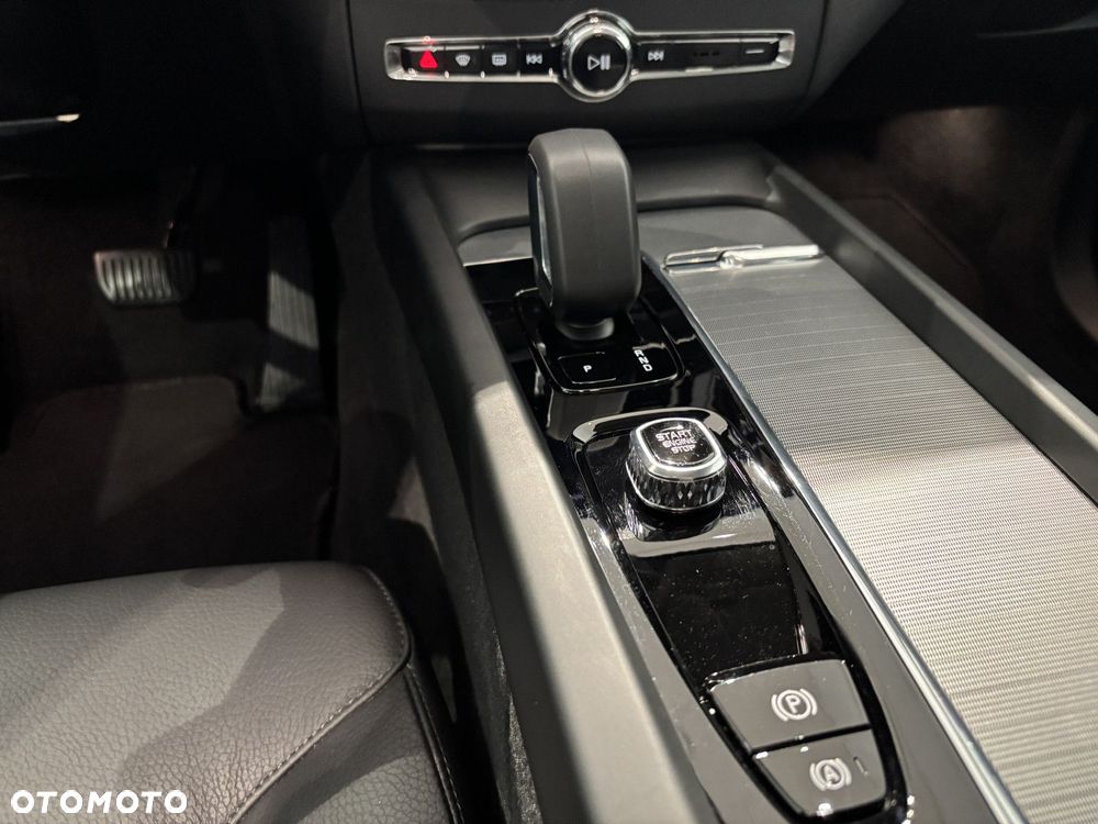 Volvo XC 60 - 13