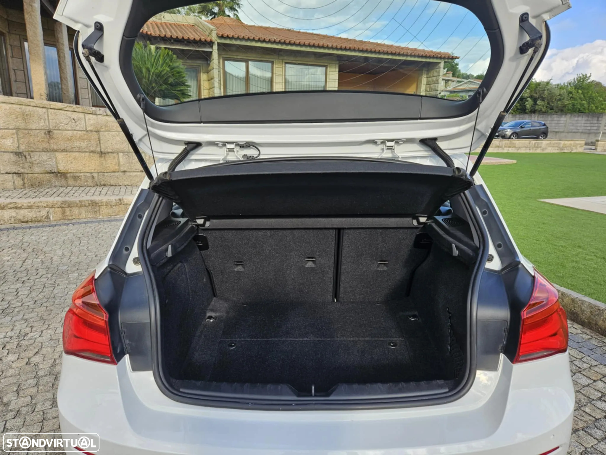 BMW 116 d EDynamics Advantage - 9