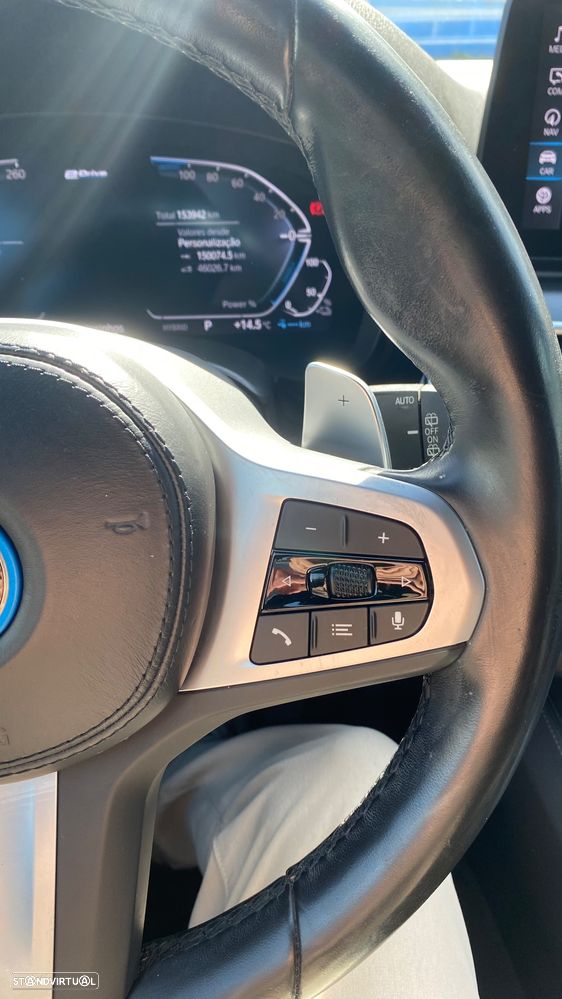 BMW 530 e Pack Desportivo M - 32