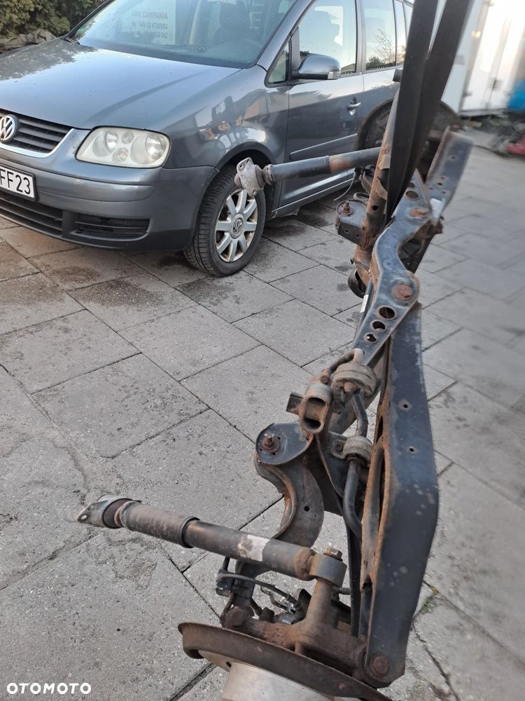 Volkswagen Touran kompletna belka tylnego zawieszenia 1K0505315BF ZDROWA !! - 1