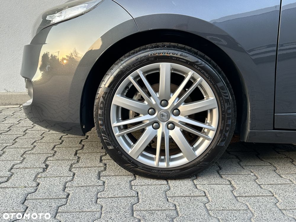 Renault Megane - 40