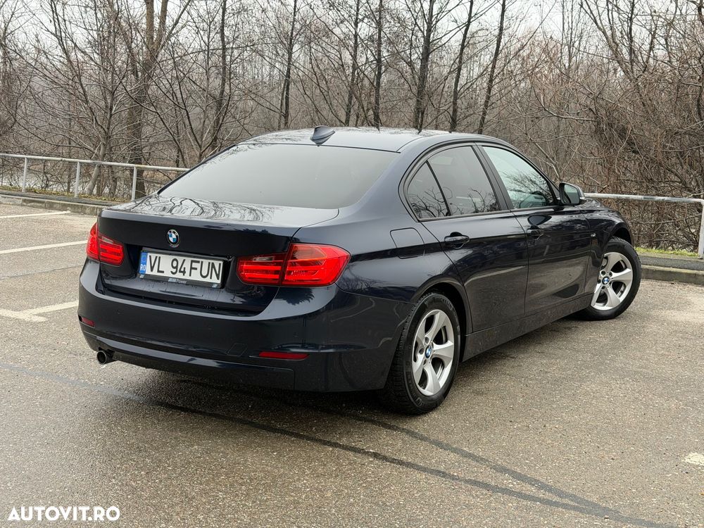 BMW Seria 3 320d DPF Aut. - 26