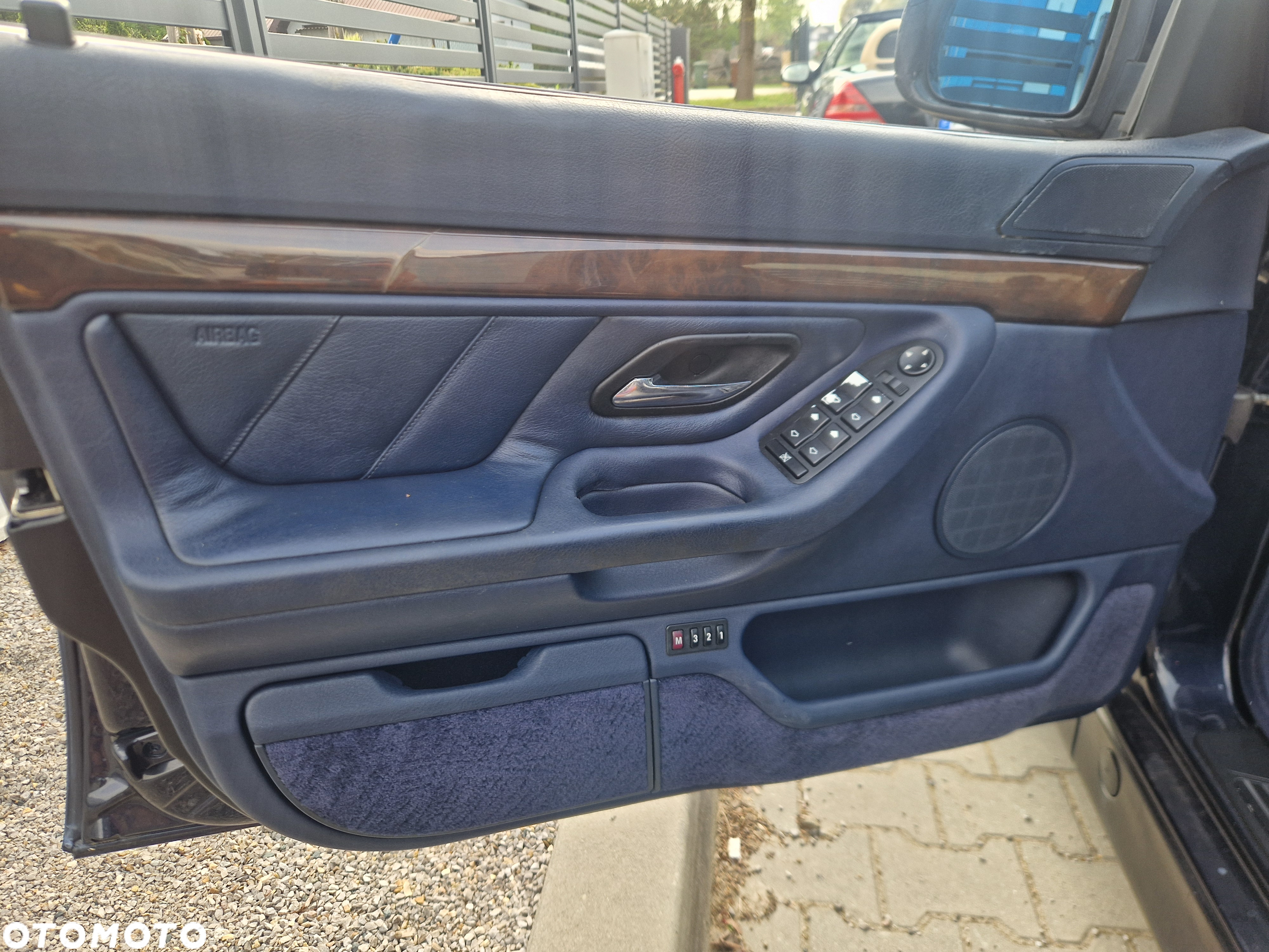 BMW Seria 7 - 13