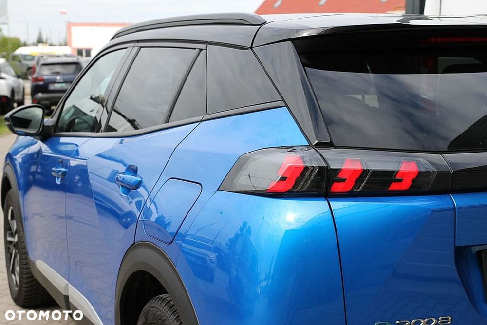 Peugeot 2008 50kWh Allure - 15