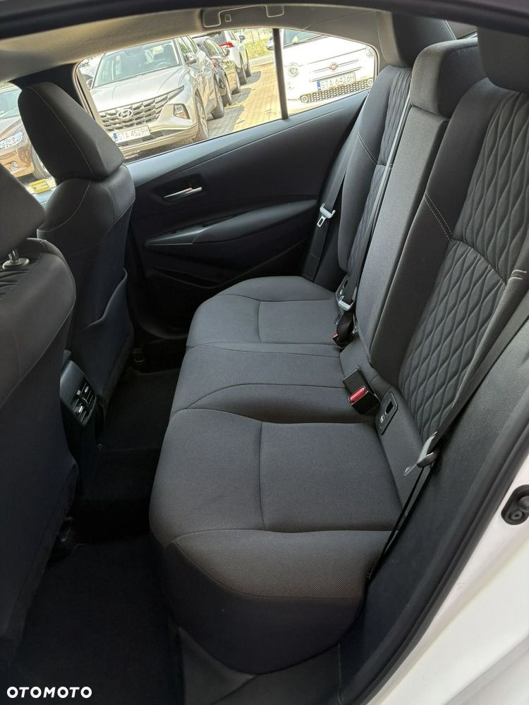 Toyota Corolla - 18