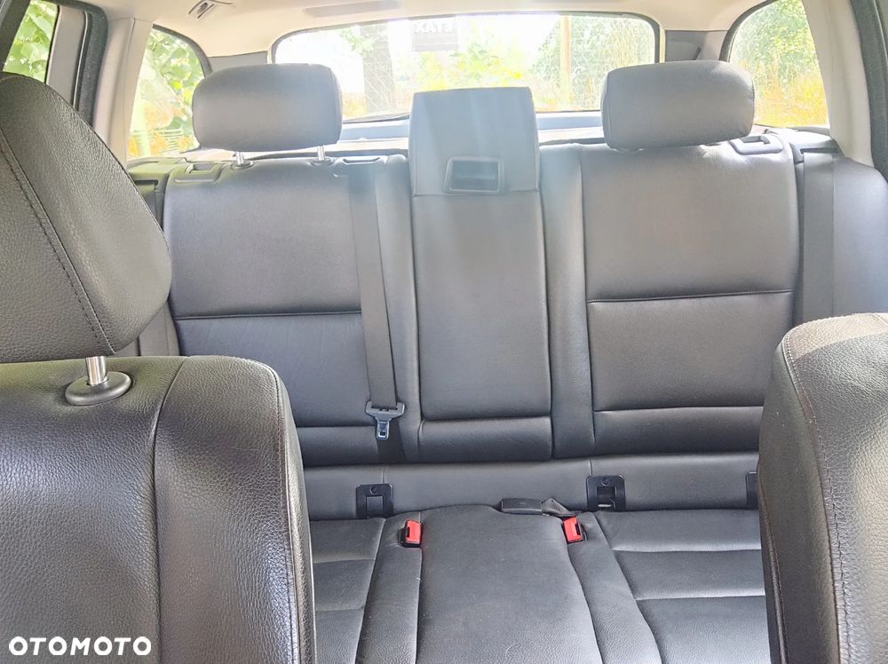 BMW Seria 5 525d - 5