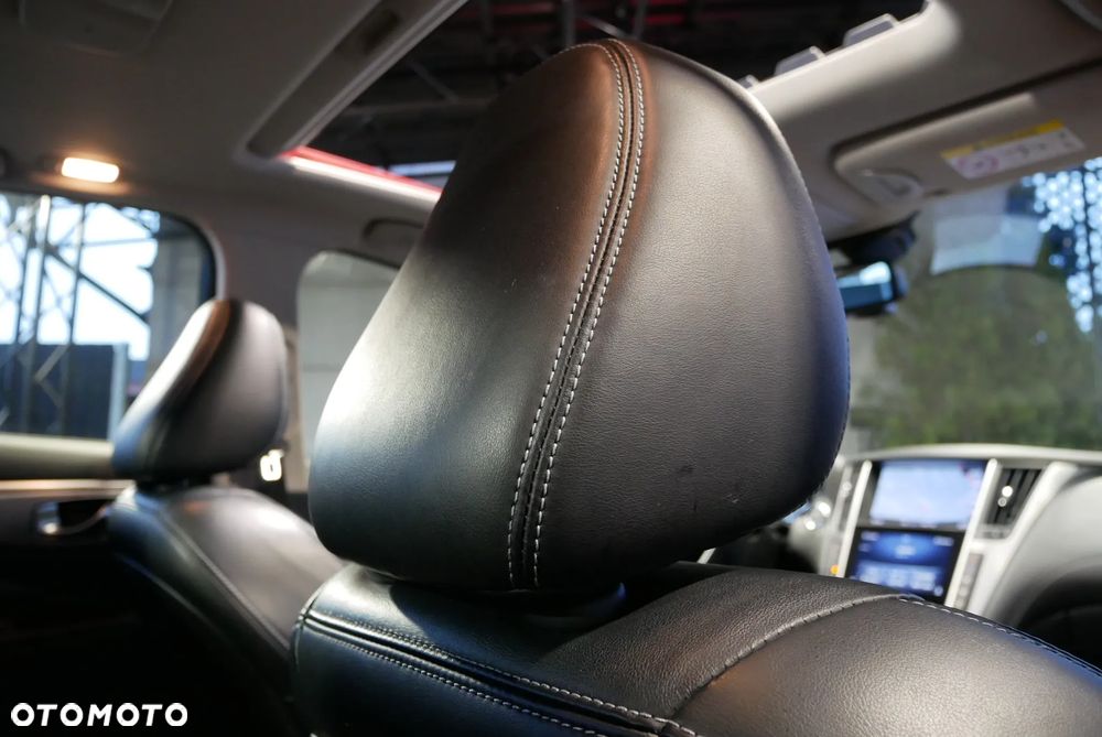 Infiniti Q50 - 29